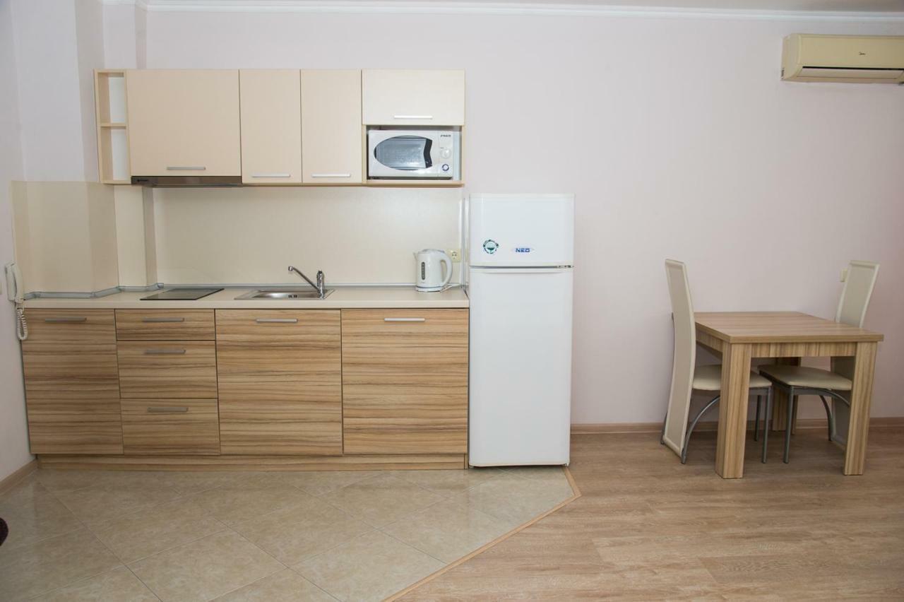 Apart Lev Ravda Bagian luar foto