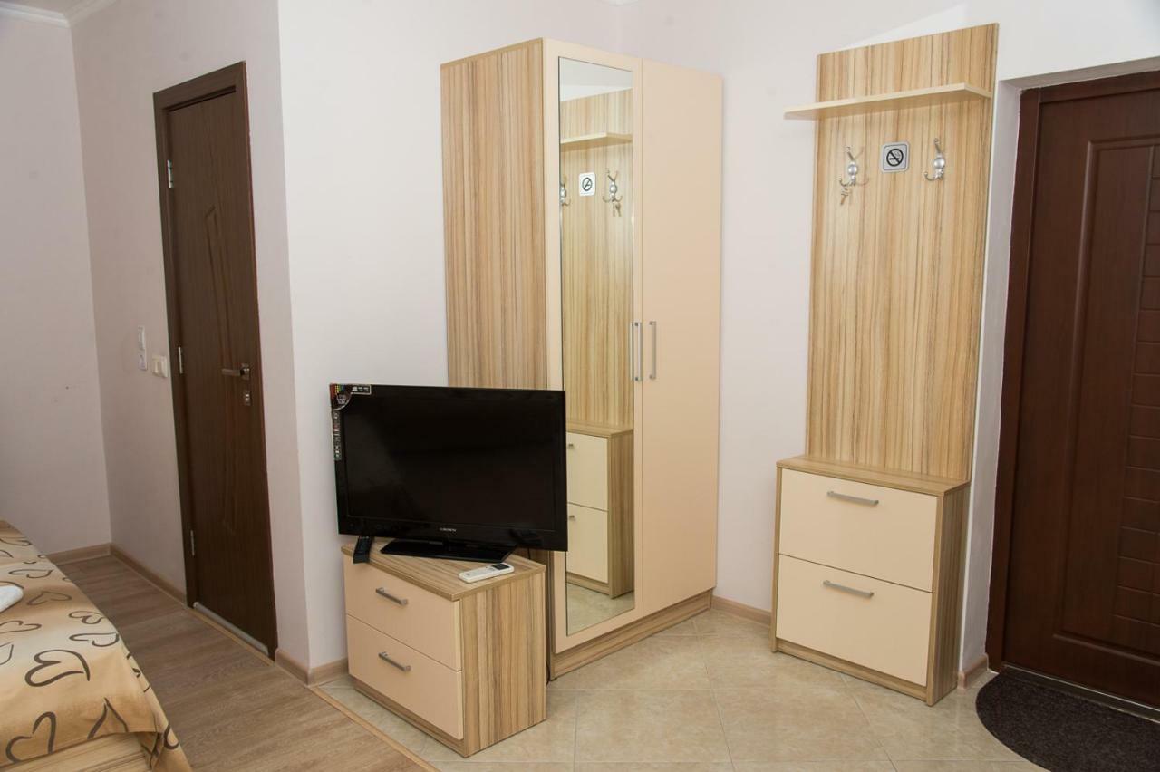 Apart Lev Ravda Bagian luar foto