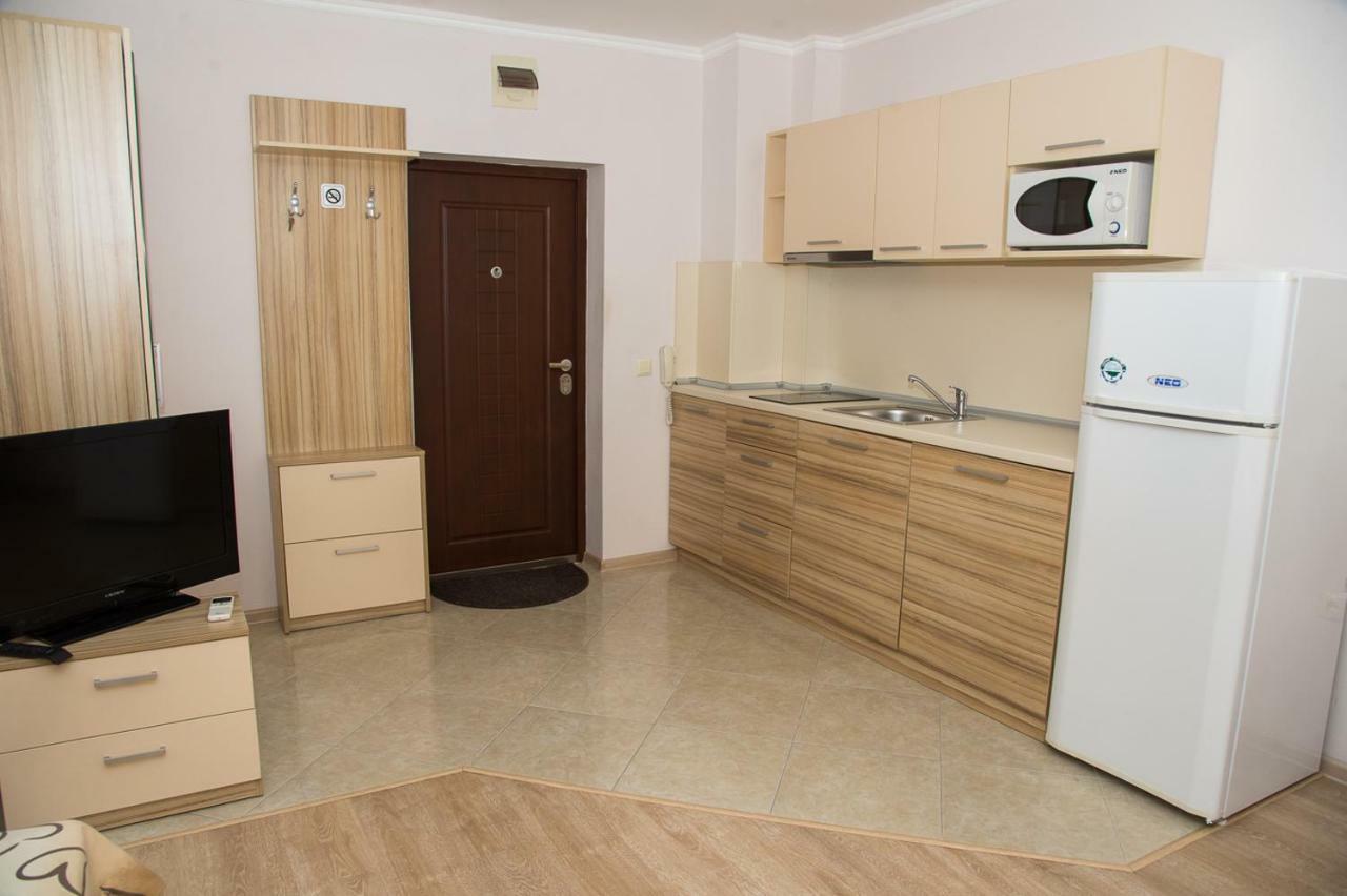 Apart Lev Ravda Bagian luar foto